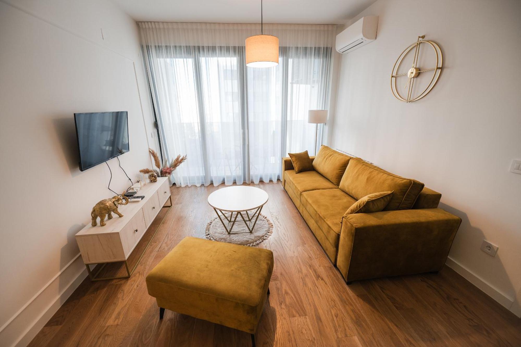 Apartman City Charm Баня-Лука Экстерьер фото